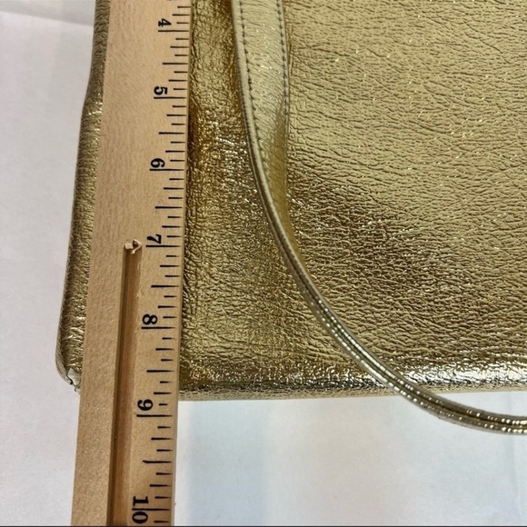 Vintage Gold Purse - Picture 10 of 11